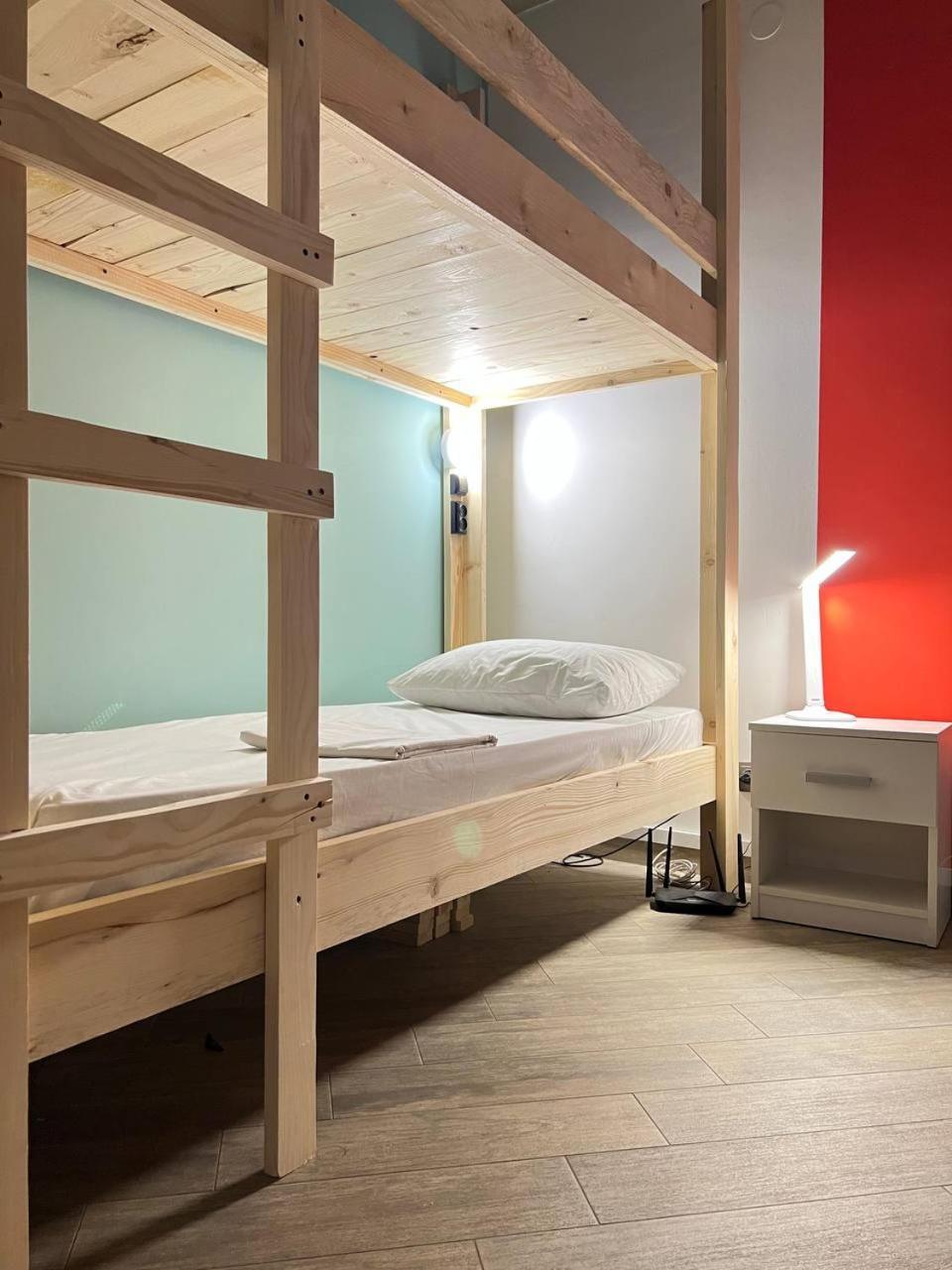 Moonlight Hostel Lviv Exteriör bild